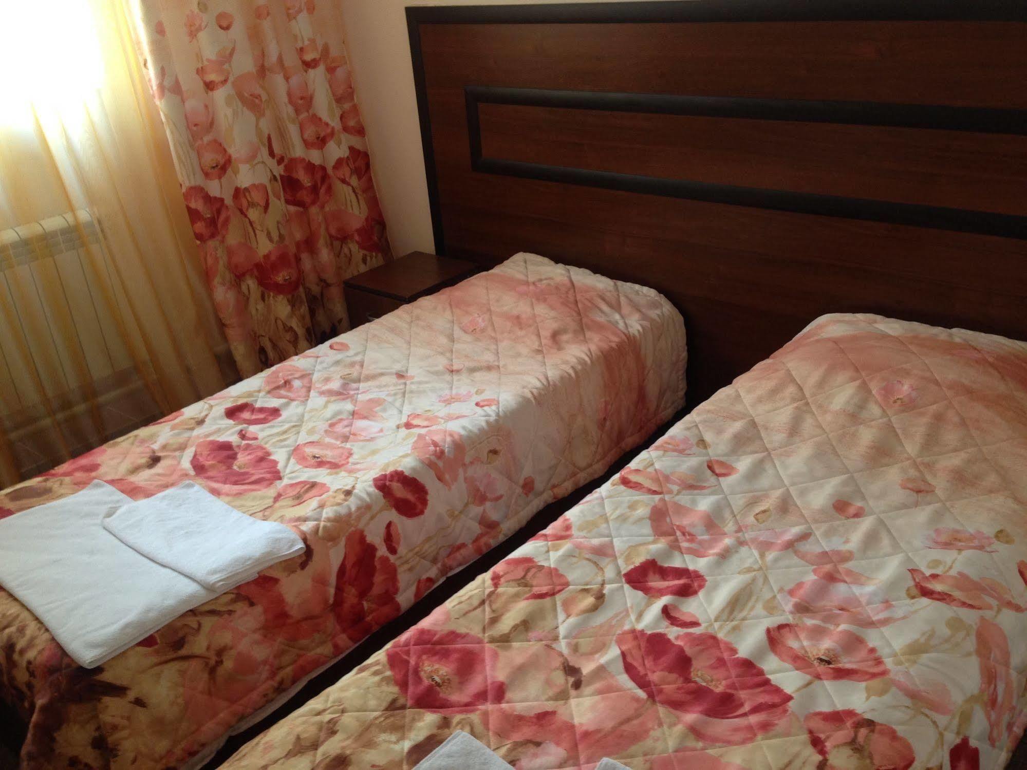 Bayterek Hotel Astana Ngoại thất bức ảnh
