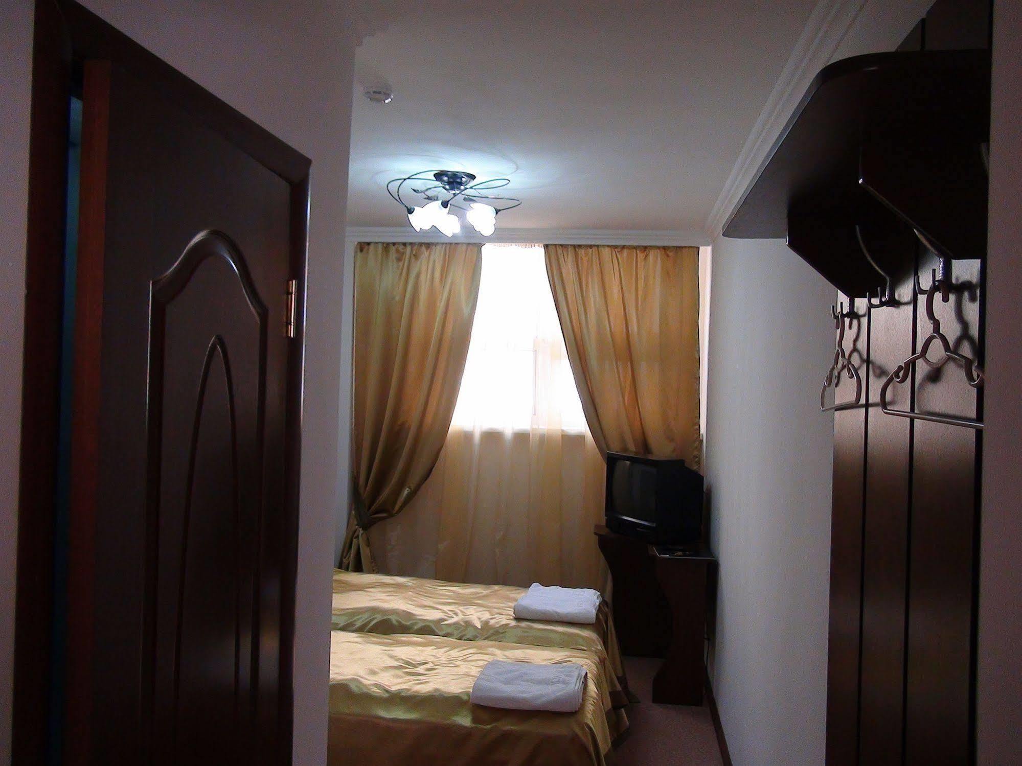Bayterek Hotel Astana Ngoại thất bức ảnh